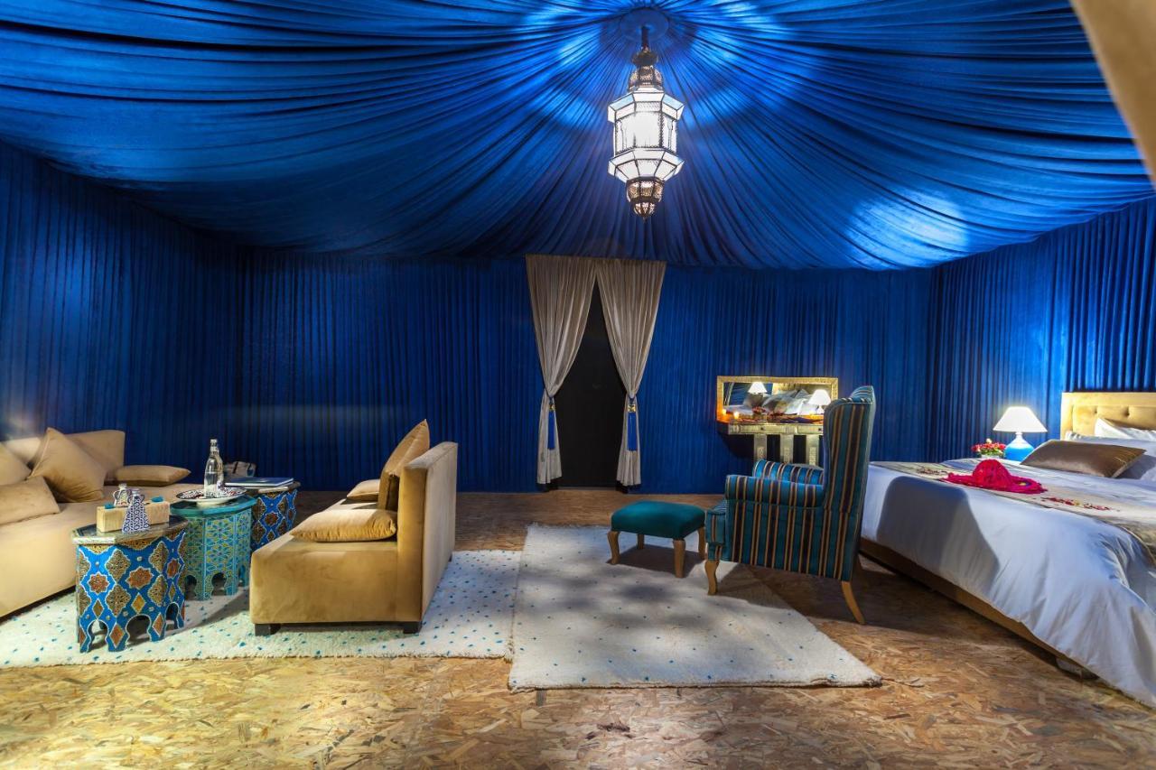 Hotel Lemnaouar Erg Camp à Merzouga Extérieur photo