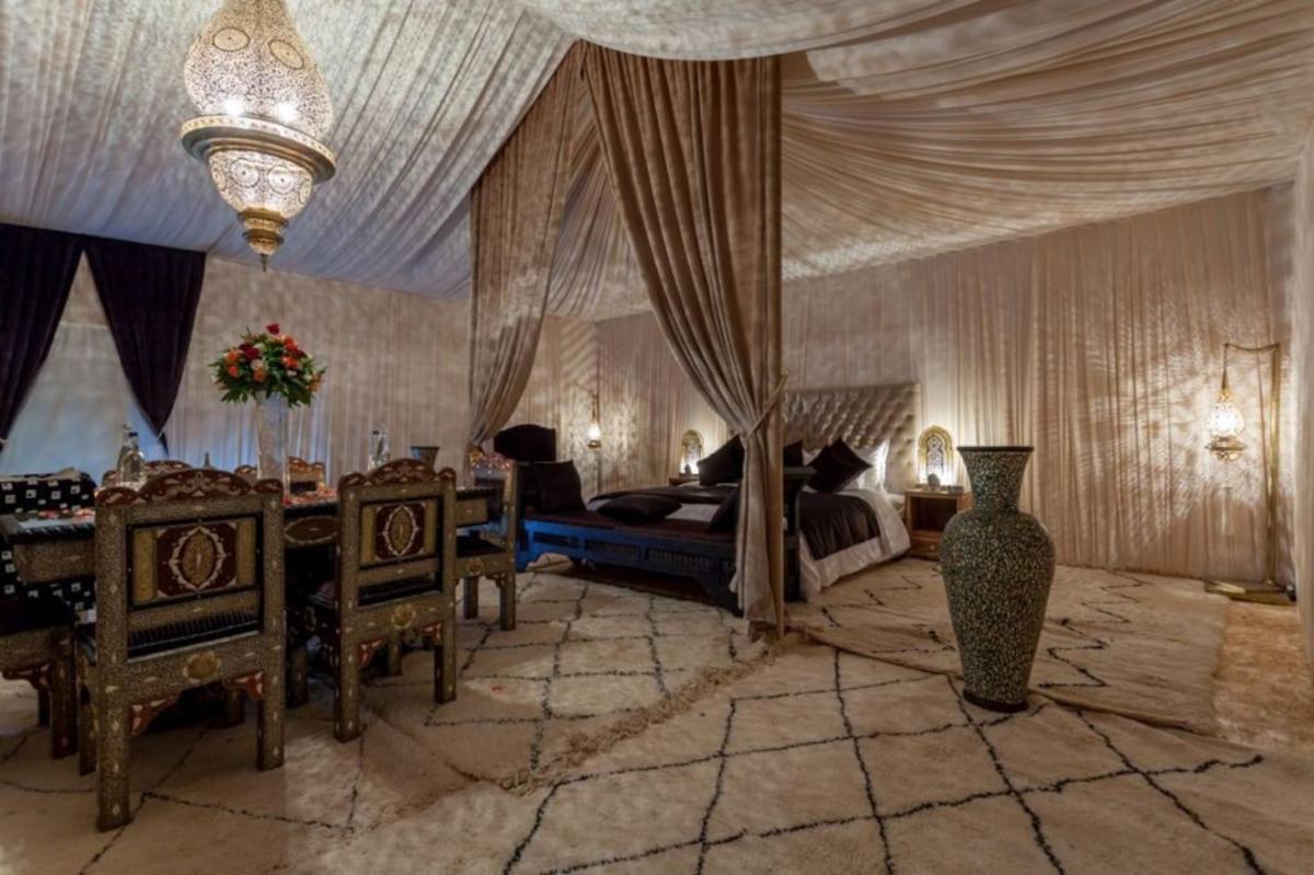 Hotel Lemnaouar Erg Camp à Merzouga Extérieur photo