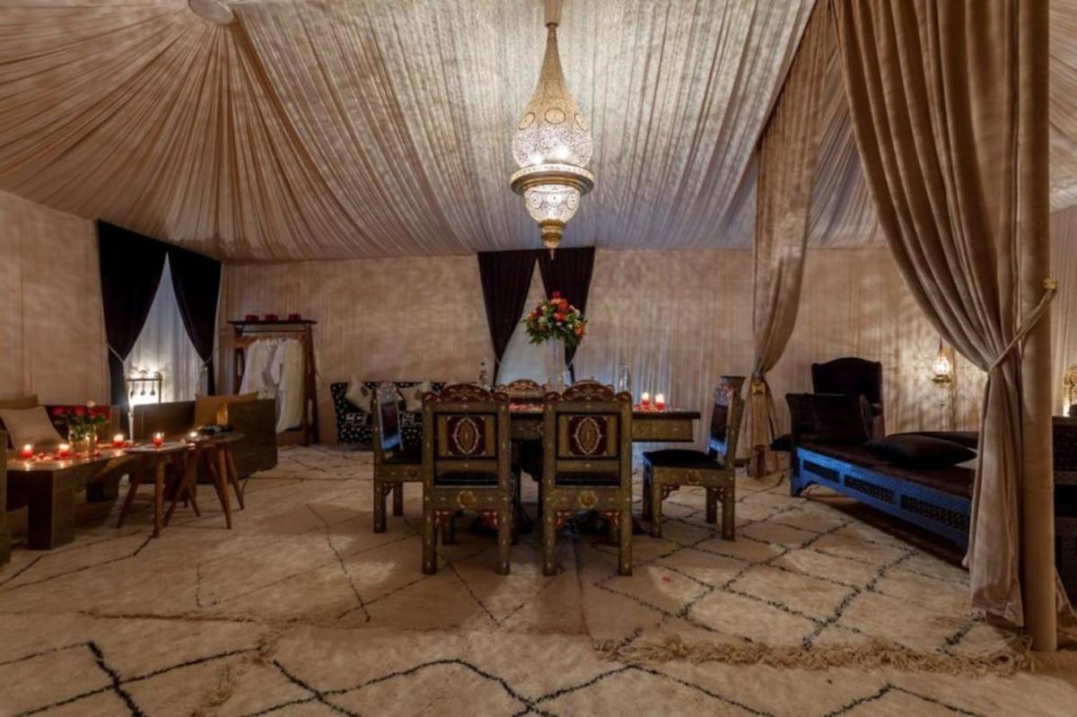 Hotel Lemnaouar Erg Camp à Merzouga Extérieur photo